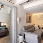 Maison Beata أفولا